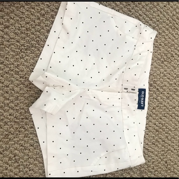 Black and white polka dot shorts - Picture 1 of 3